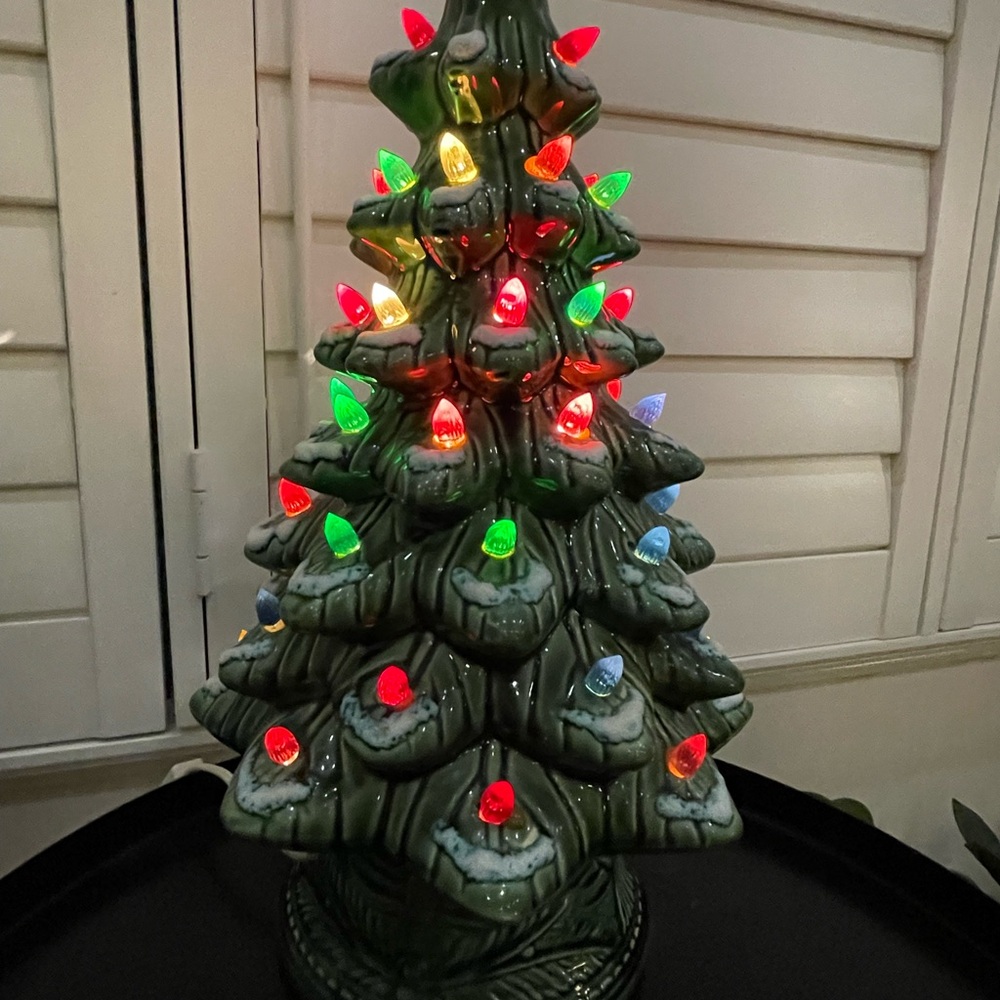Ceramic Green Christmas Tree with Multicolor Lights vintage 70s 80s